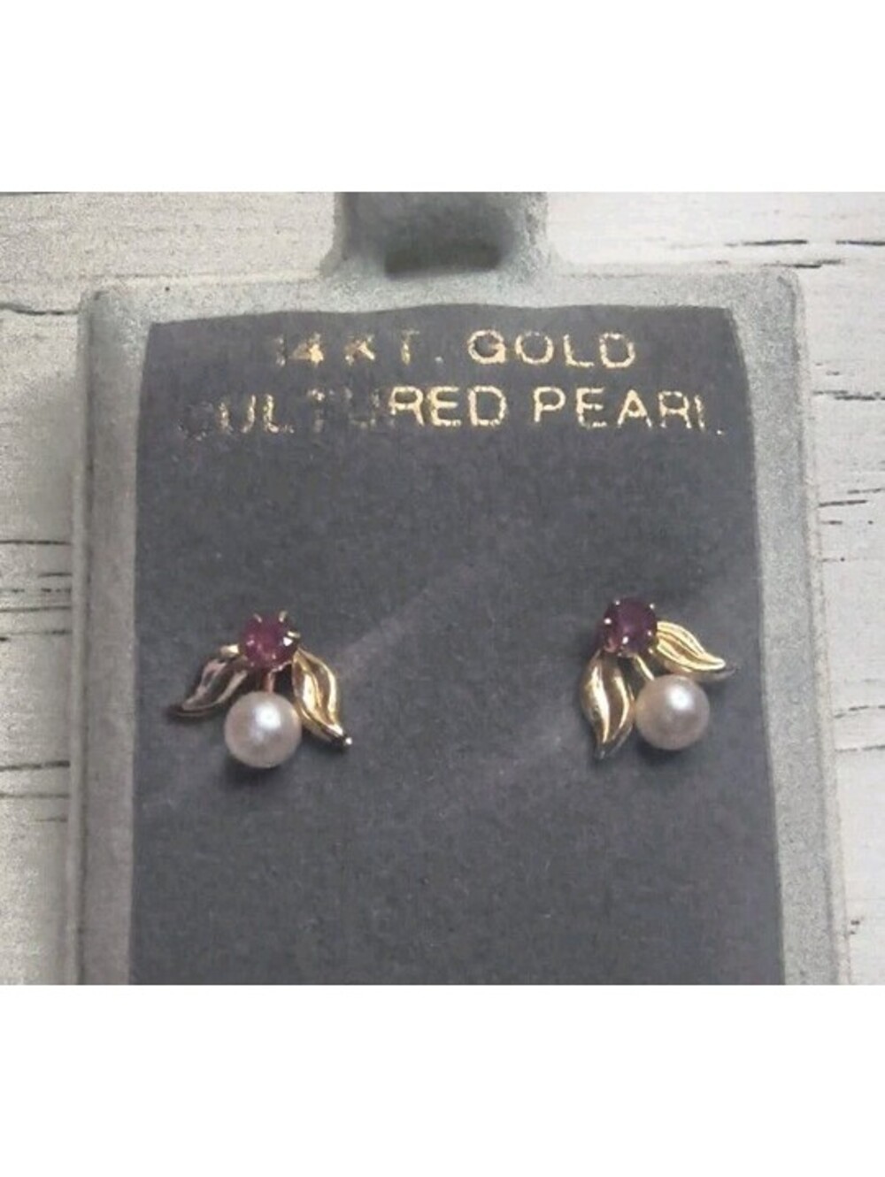 Vintage 14K Yellow Gold Genuine Ruby & Pearl Leaf Flower Stud Earrings
